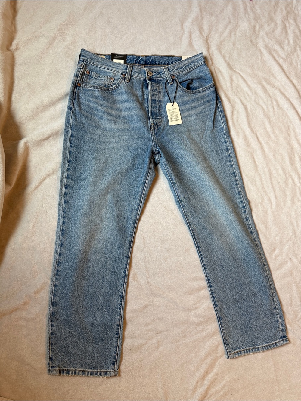 Levi’s Cropped Jeans